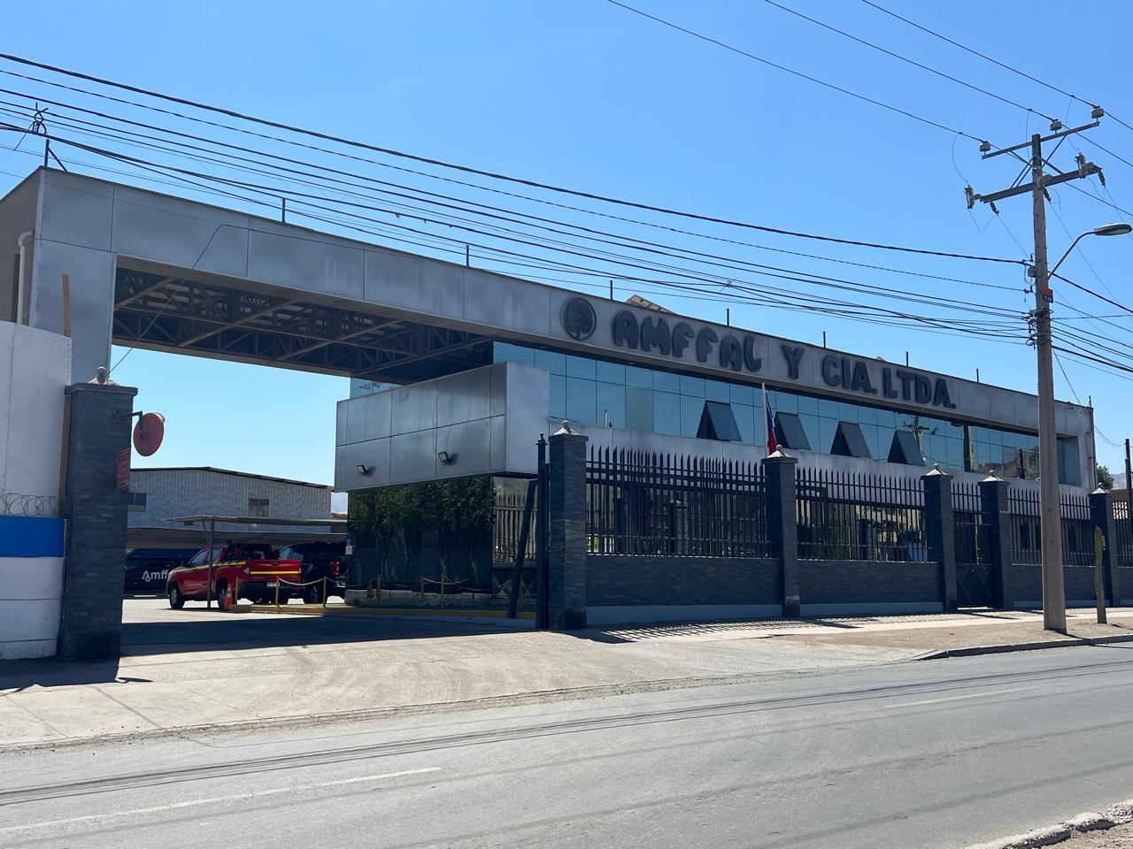EXTRAORDINARIA PROPIEDAD COMERCIAL/INDUSTRIAL - COPIAPO.-